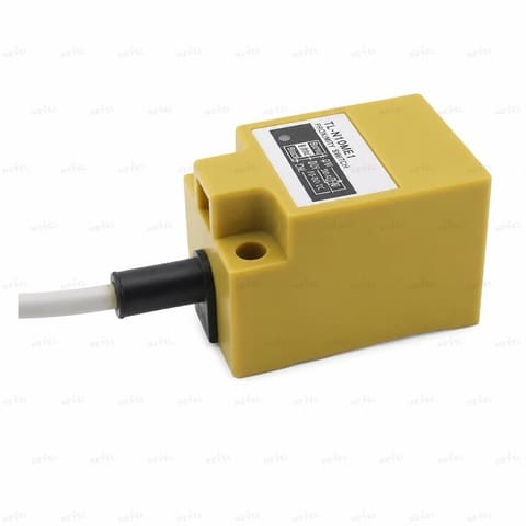 TL-N15MF3 NO+NC PNP 6-36VDC Датчик индуктивный прямоугольный дистанция 15мм четырёхпроводной — 1