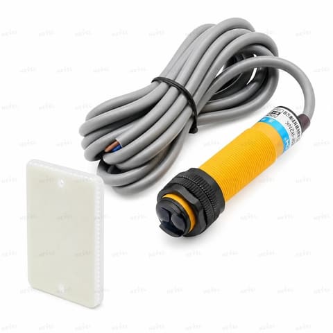 E3F-R4N12 NO+NC NPN 6-36VDC Ретро-рефлекторный фотоэлектрический датчик M18 дальность 4м четырёхпроводной — 1