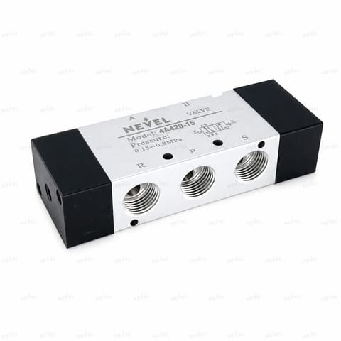 4A420-15 Пневмораспределитель пневмоуправляемый 5/2 G1/2" — 2