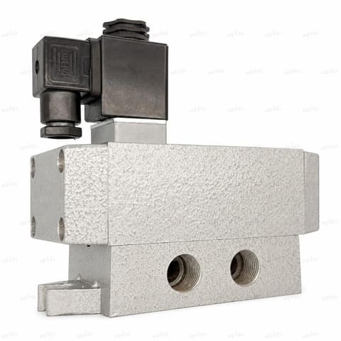 K25DH-15 220VAC Пневмораспределитель электромагнитный G1/2" — 2