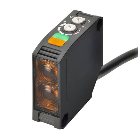 E3JK-DR12 Реле SPDT 24-240VDC/24-240VAC Фотоэлектрический датчик диффузный до 300мм